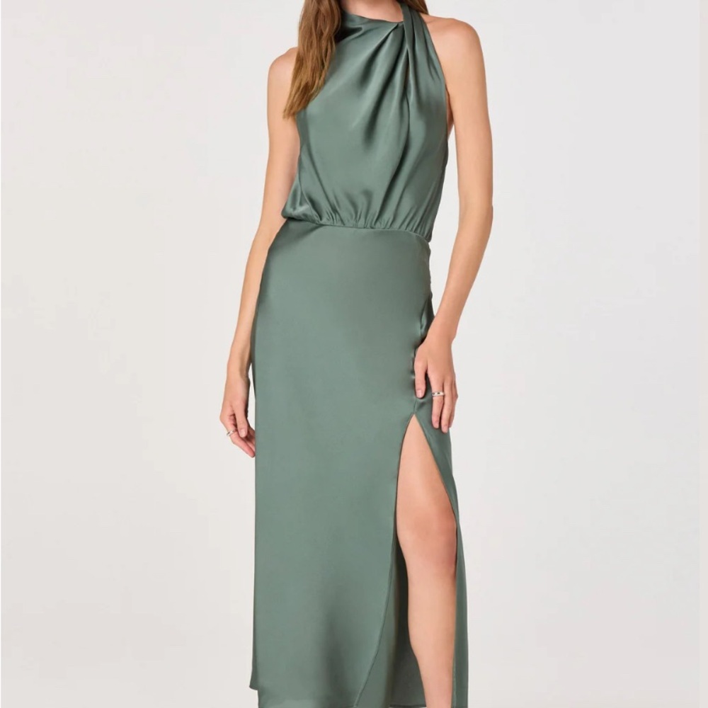 Astr the Label- Jelyn Safin Midi dress